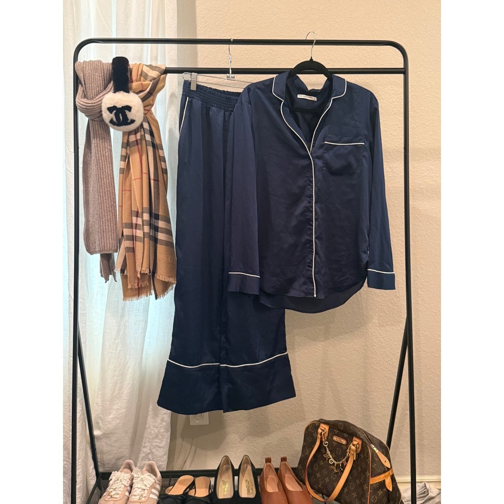 Abercrombie & Fitch Navy Satin Pajama Set Long Sleeve Wide Leg Pants Small